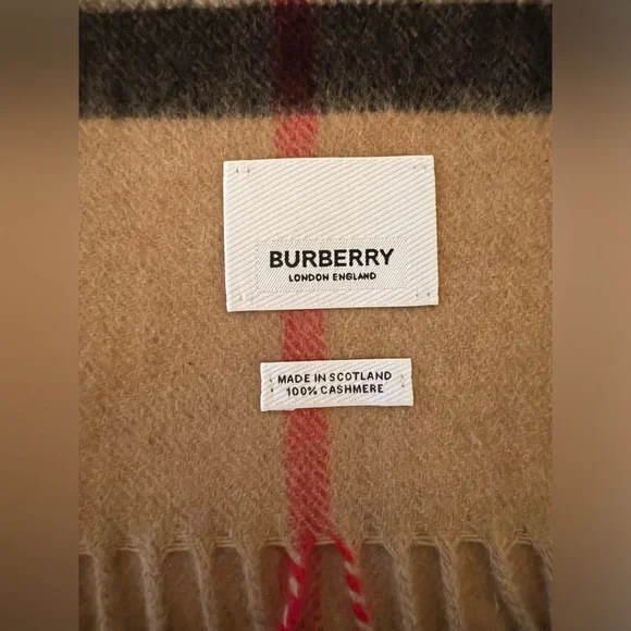 New Burberry check classic cashmere scarf unisex scarf - Picture 16 of 16